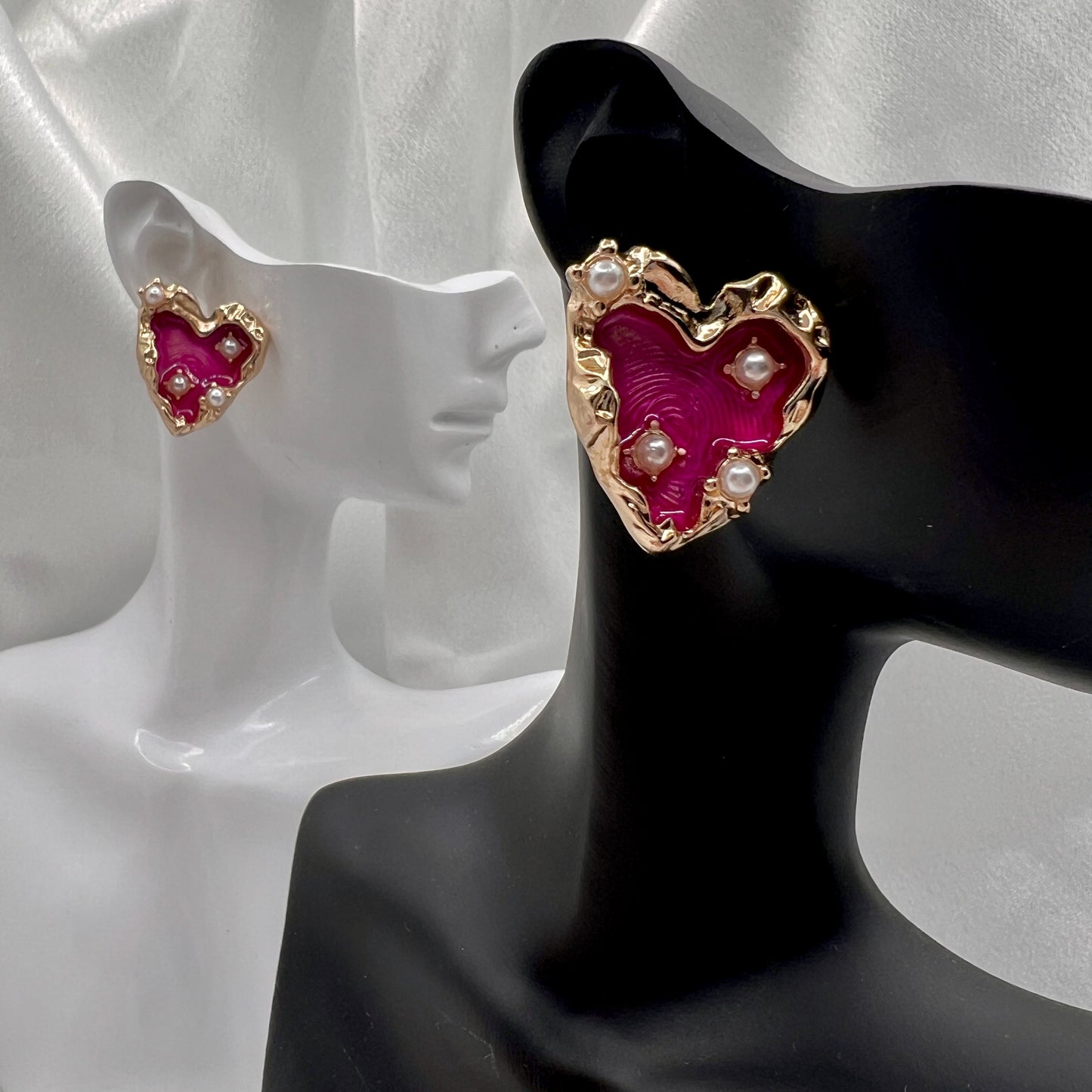 Elovra Heart Earrings