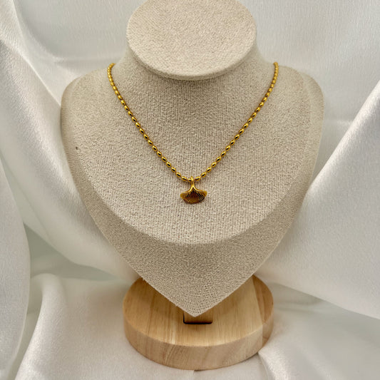 Nerina Mermaid Tail Necklace