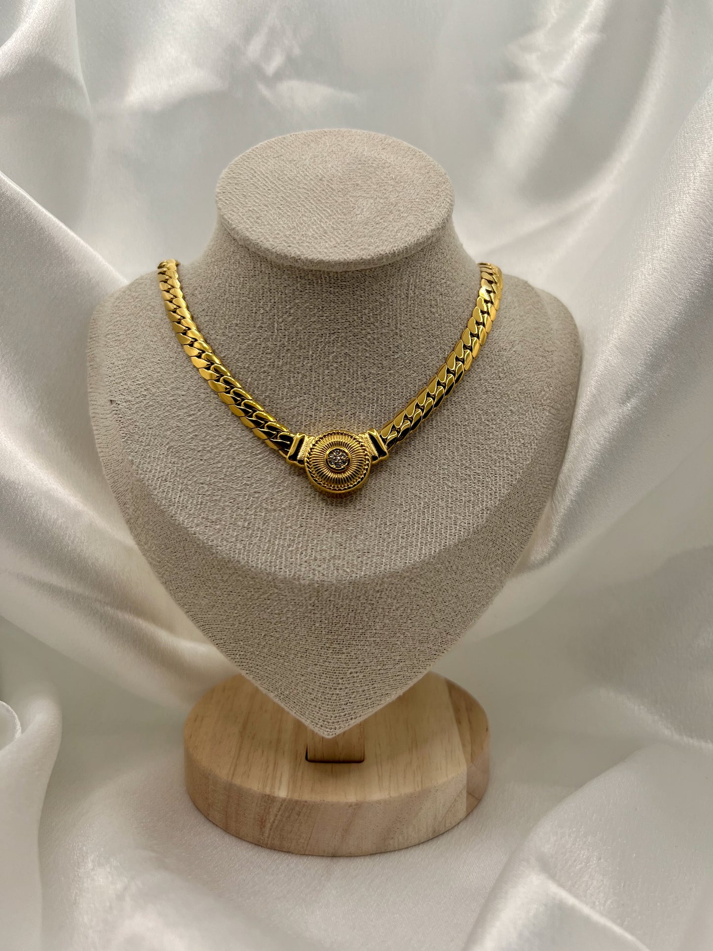 Althea Medallion Necklace
