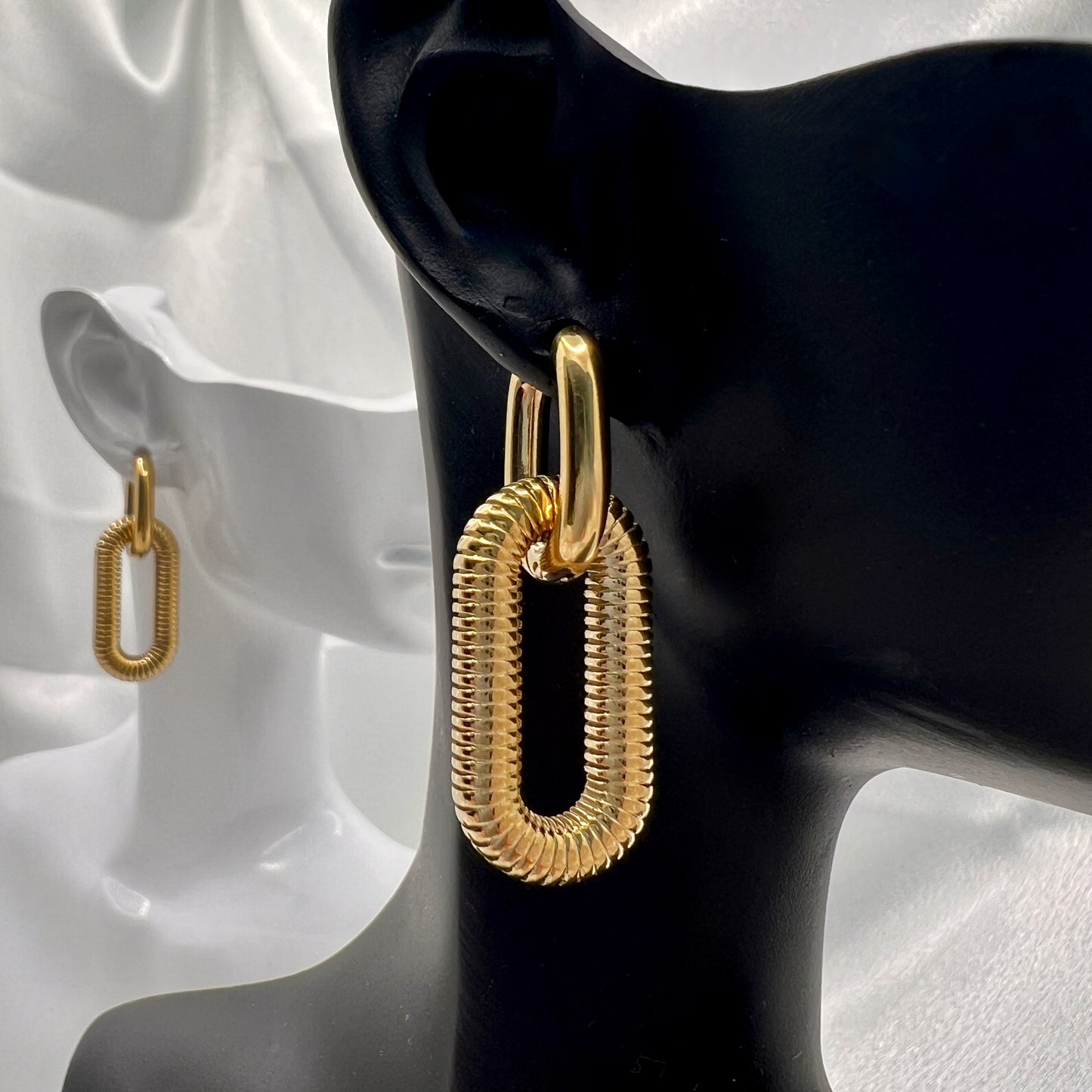 Aurelia Link Hoop Earrings