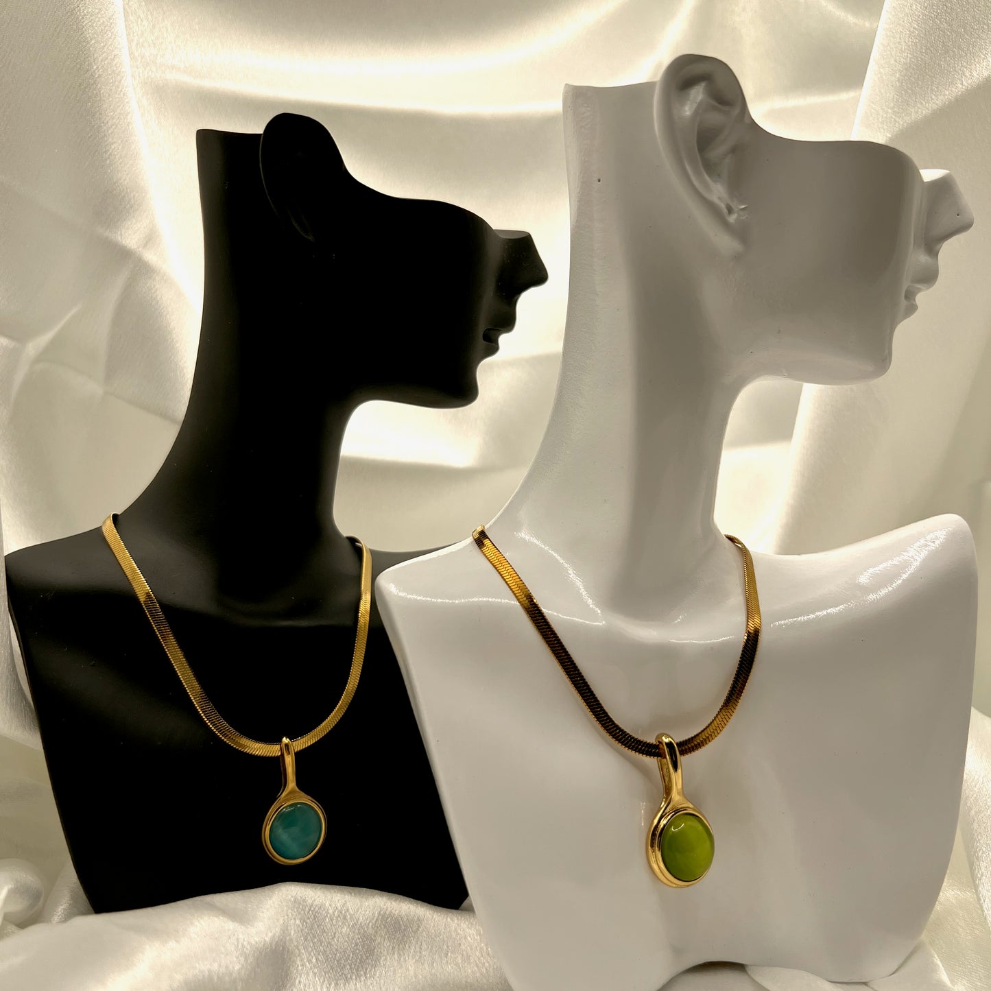 Elowen Gloss Stone Necklace - Olive Green & Ocean Blue