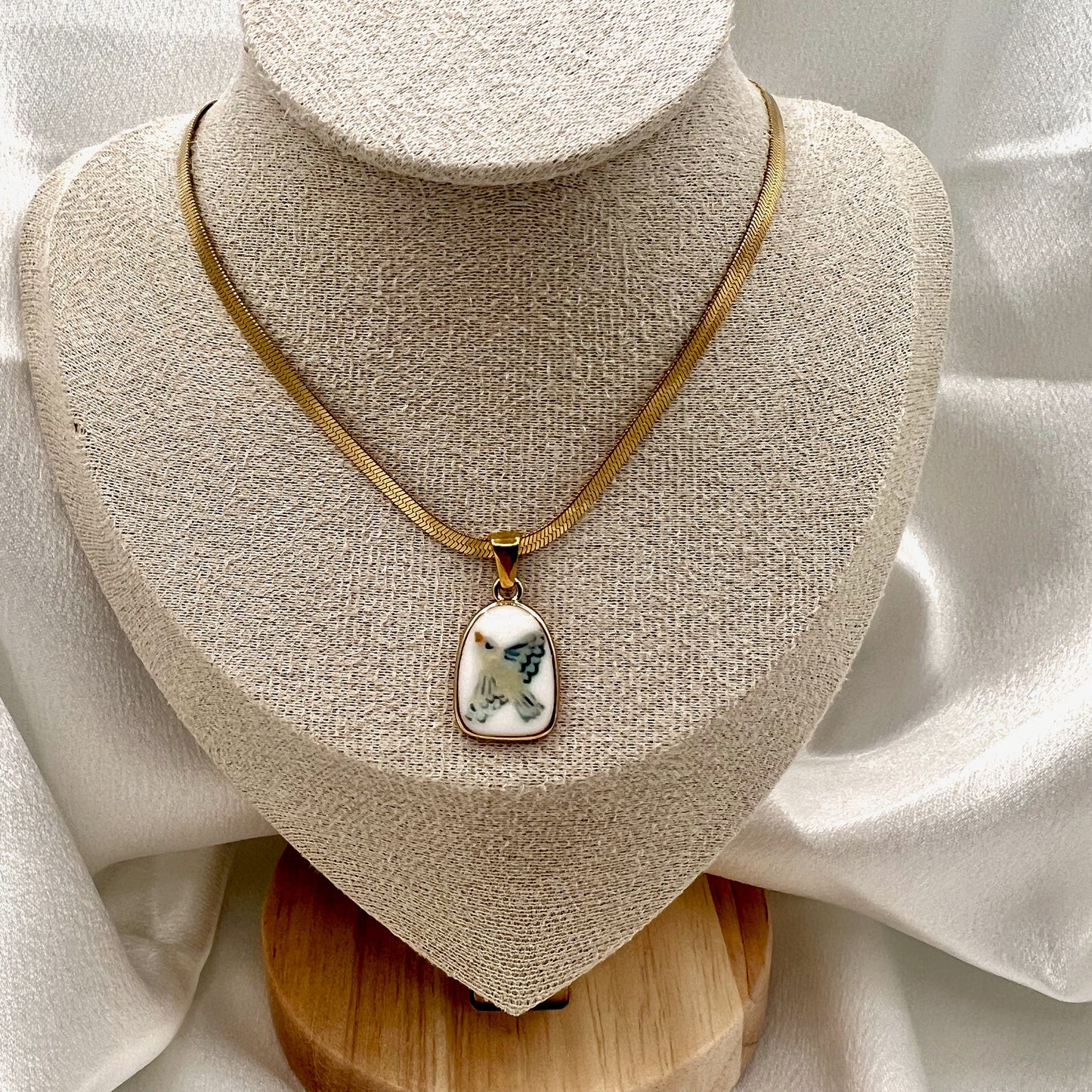 Elyra Dove Necklace