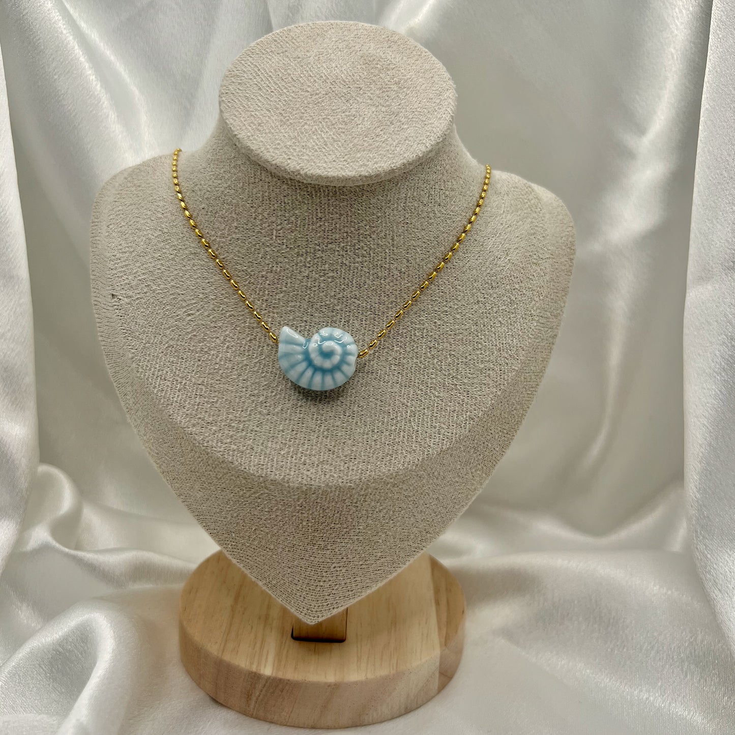 Isla Shell Necklace