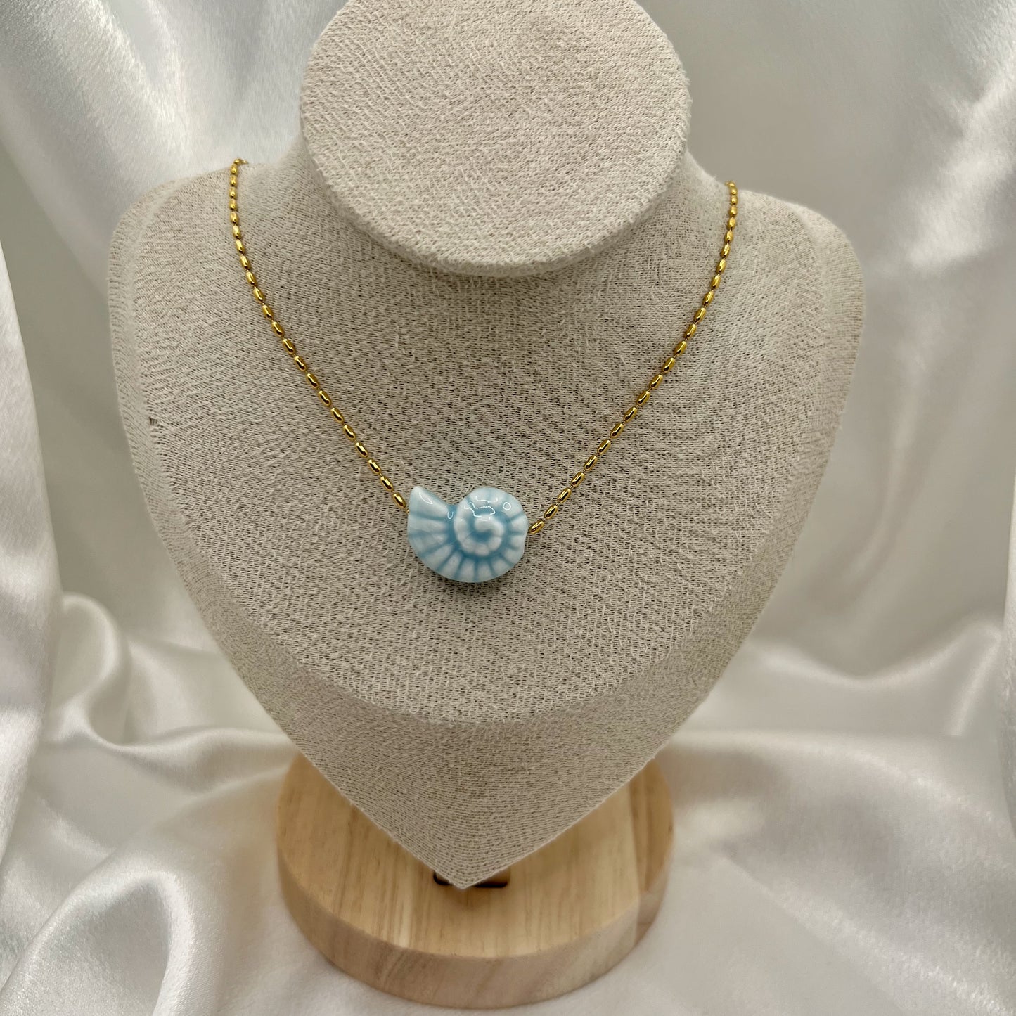 Isla Shell Necklace
