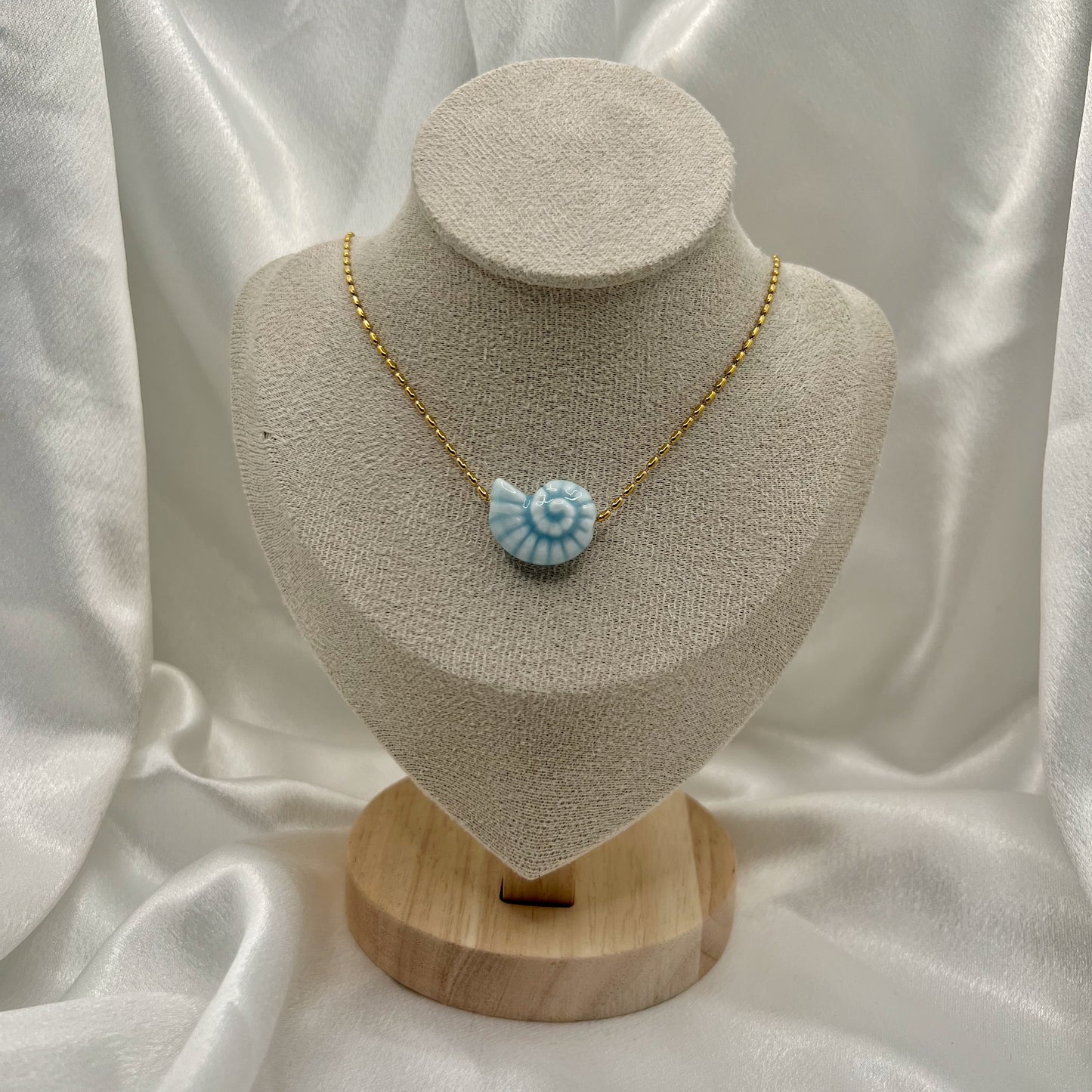 Isla Shell Necklace