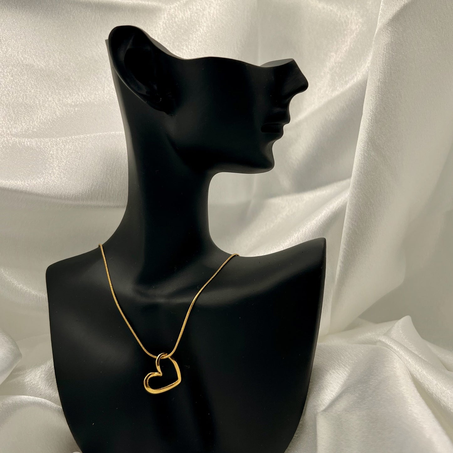 Kaia Open Heart Necklace