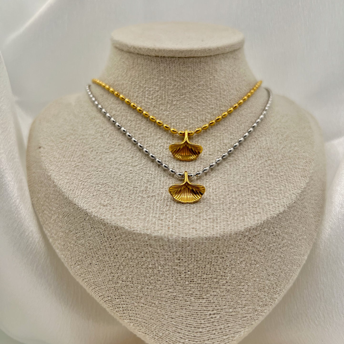Nerina Mermaid Tail Necklace