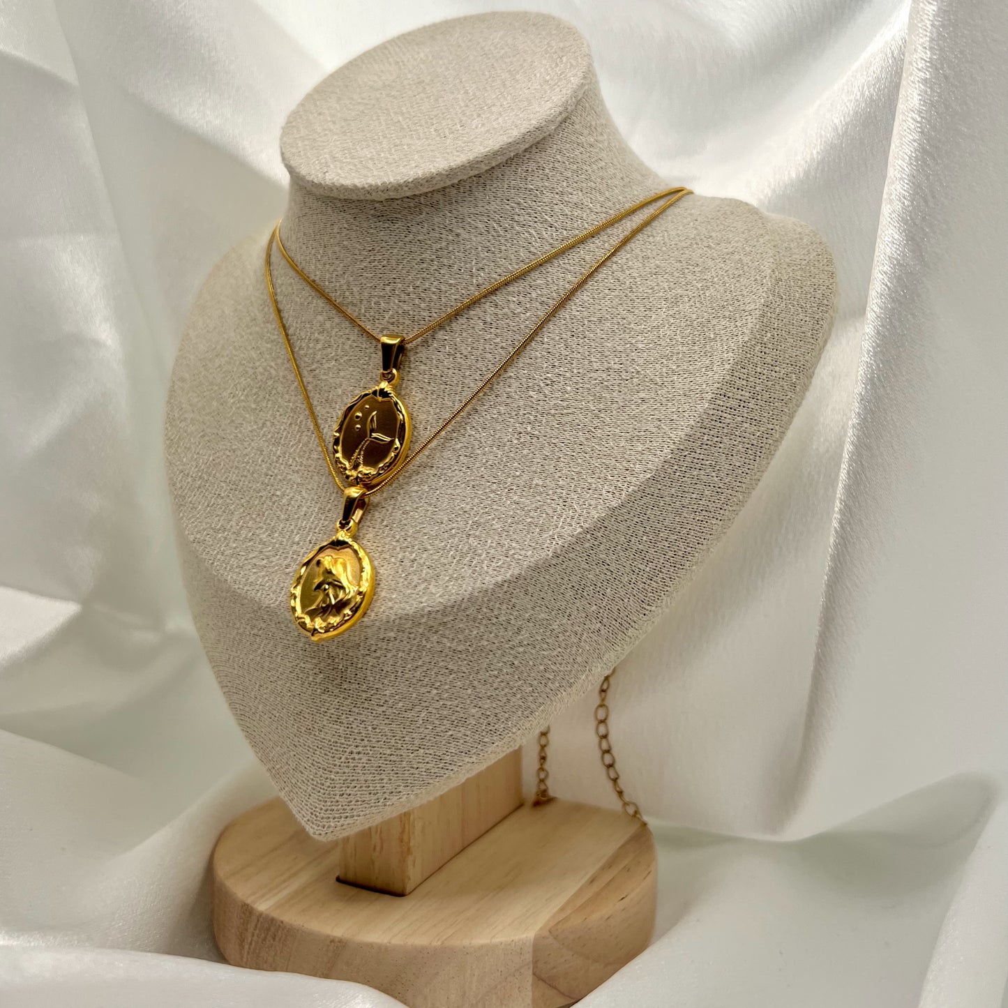 Sirena Reversible Mermaid Necklace