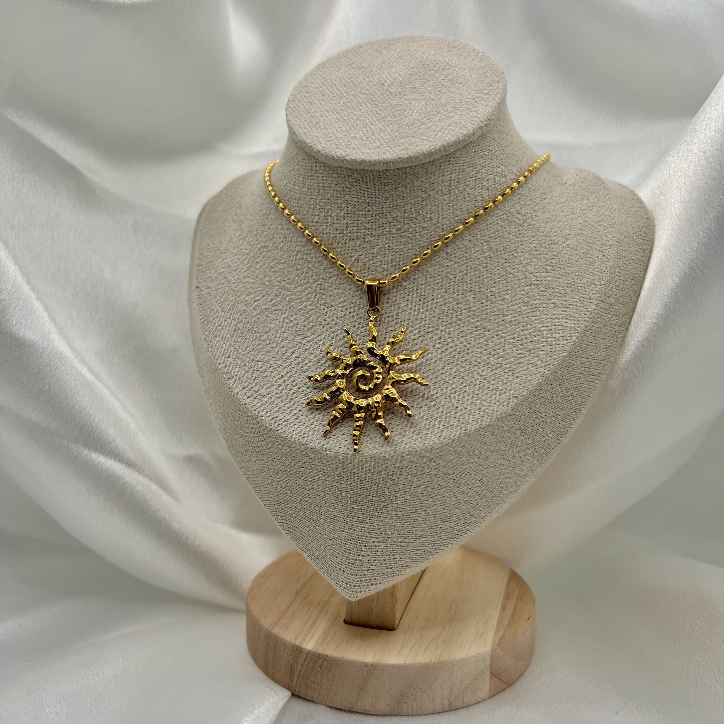 Solara Sunburst Necklace