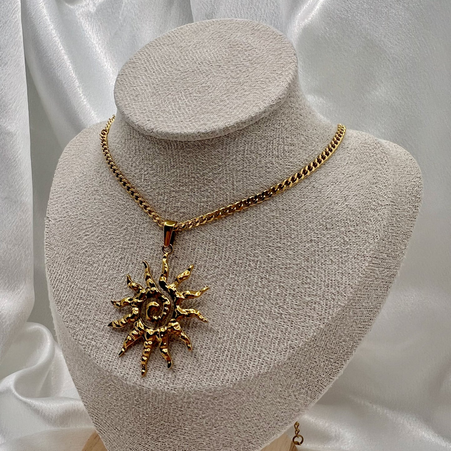 Solara Sunburst Necklace