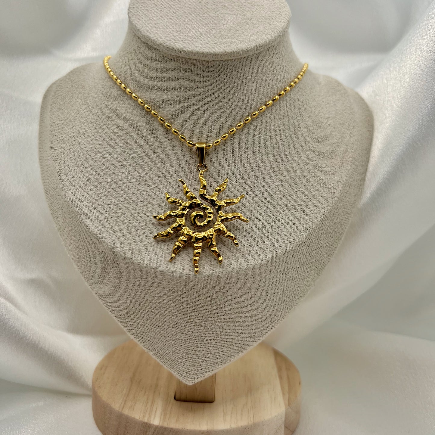 Solara Sunburst Necklace