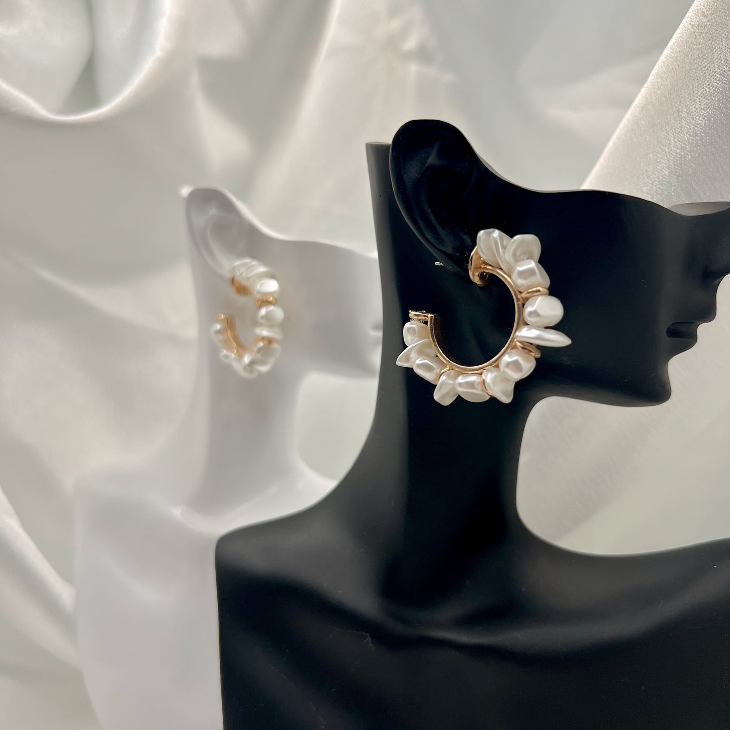 Velora Pearl Hoop Earrings