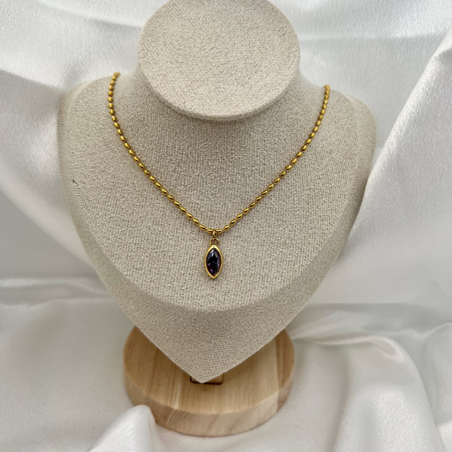 Vera Marquise Necklace