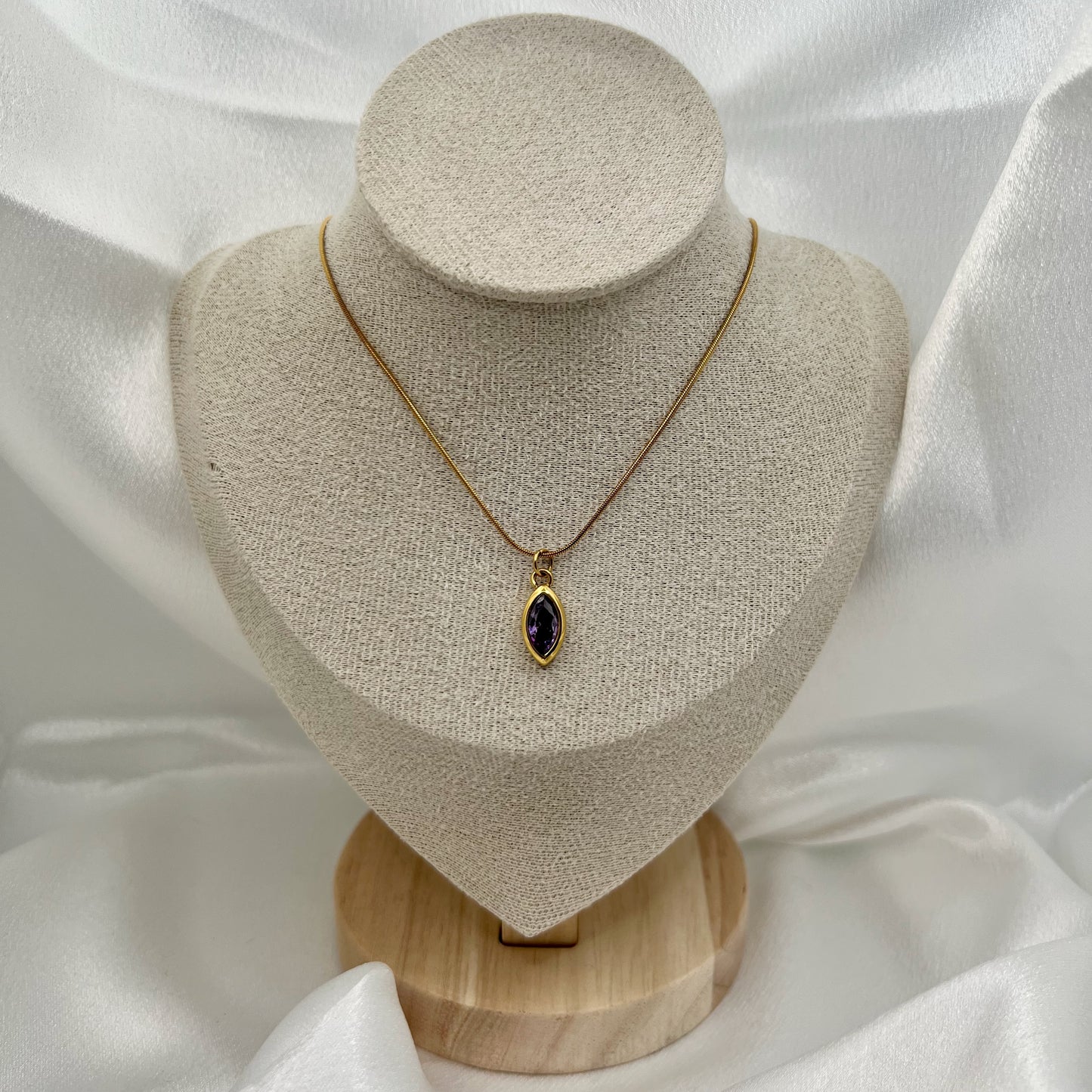 Vera Marquise Necklace
