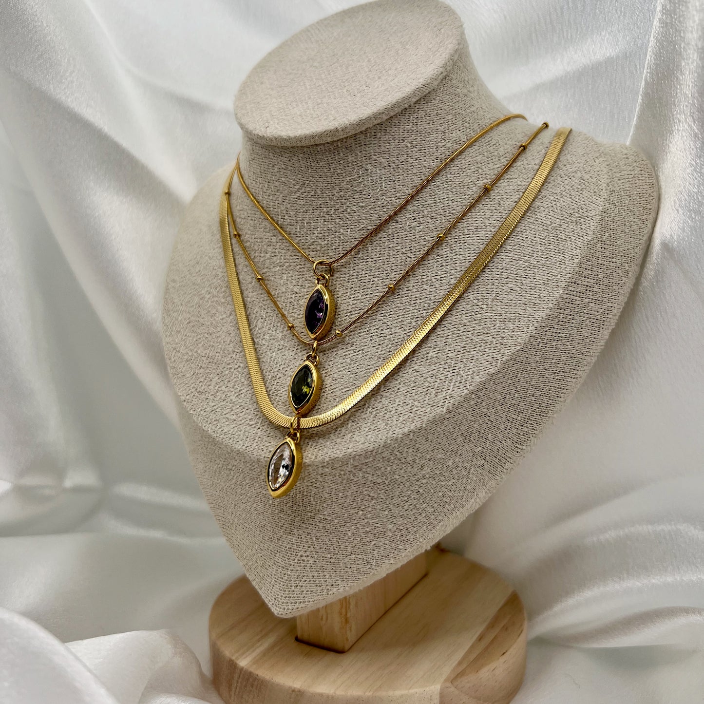 Vera Marquise Necklace