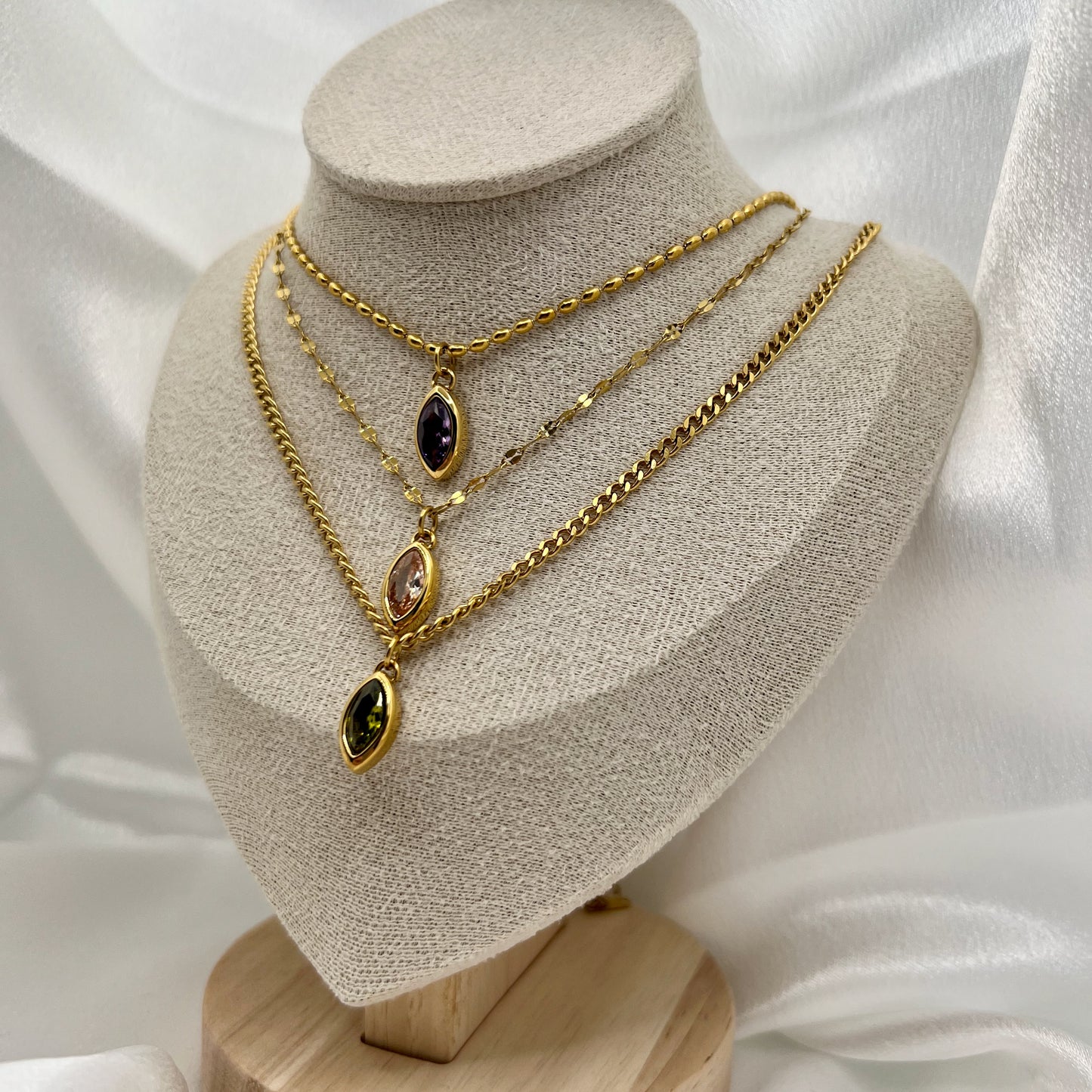 Vera Marquise Necklace