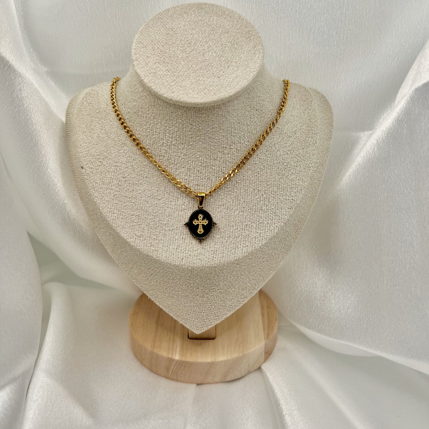 Vittoria Cross Medallion Necklace