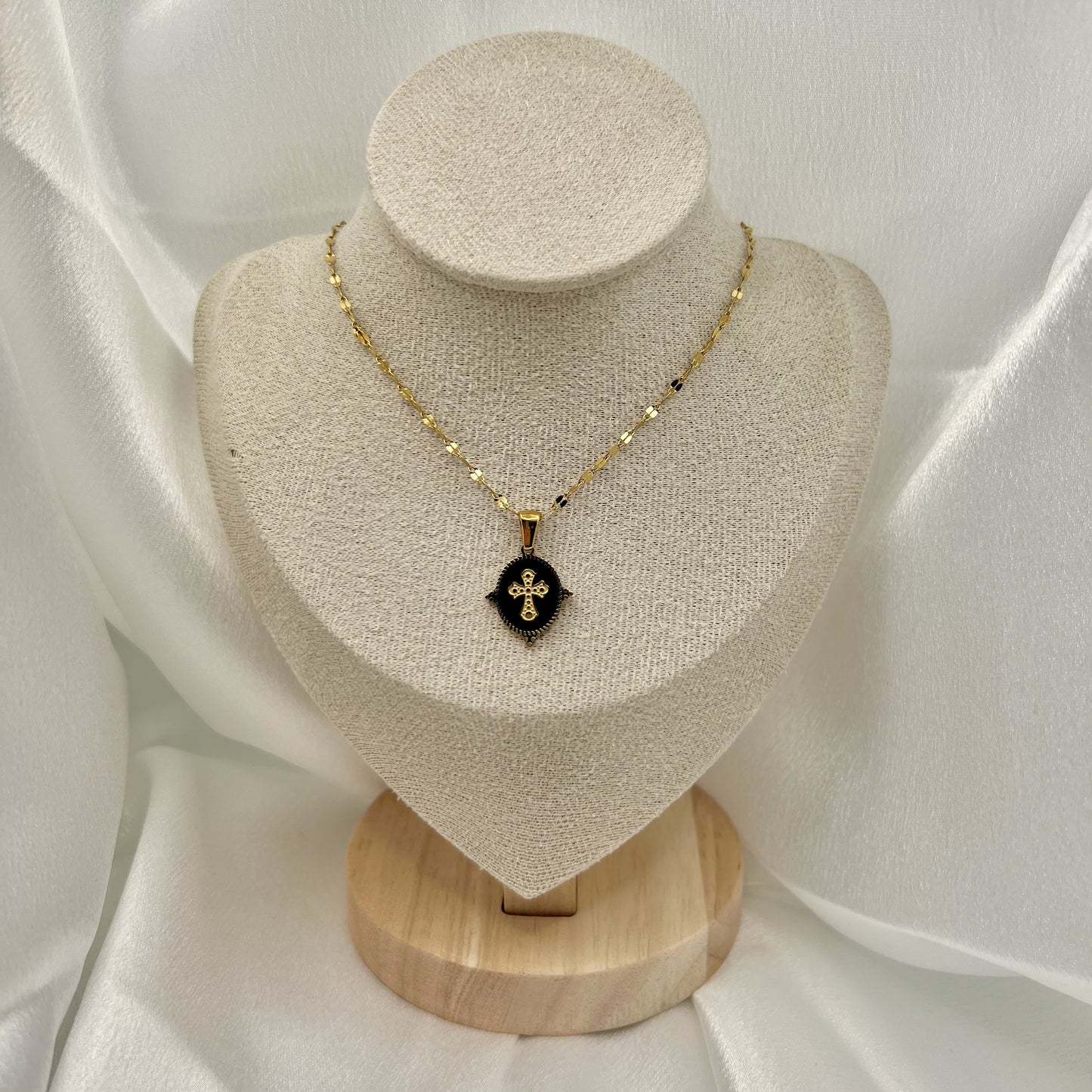 Vittoria Cross Medallion Necklace